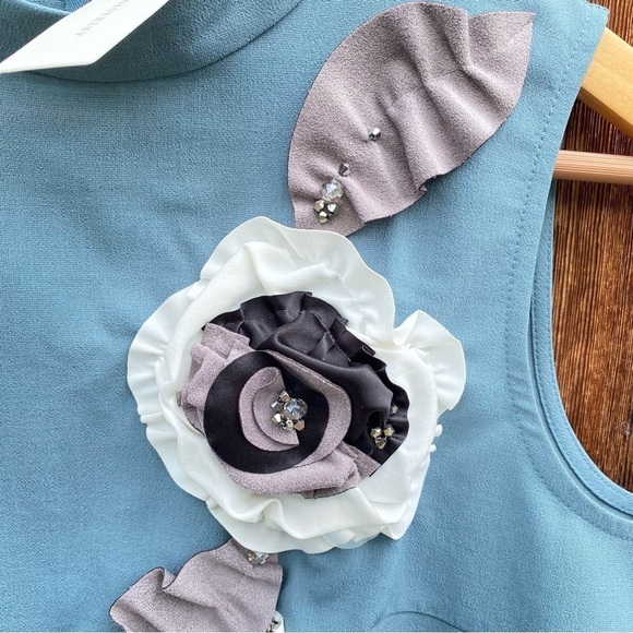 Anthropologie Mignon Doo Sleeveless Top with Flower Embellishment NWT Size M - Picture 9 of 11